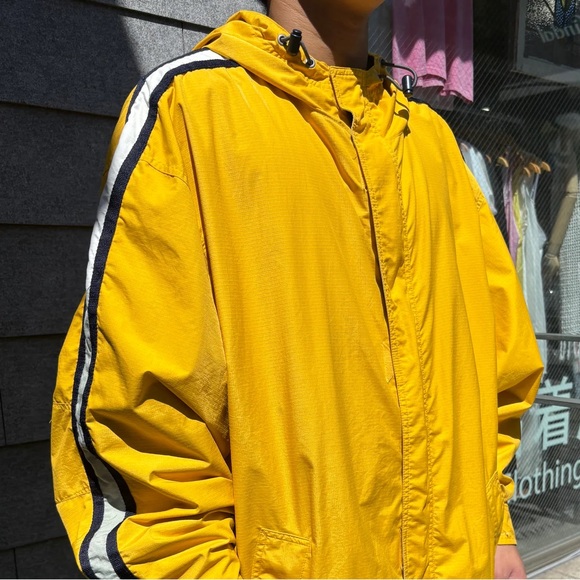 VINTAGE GAP REFLECTIVE RACING STRIPED HOODED WINDBREAKER JACKET - Picture 1 of 6